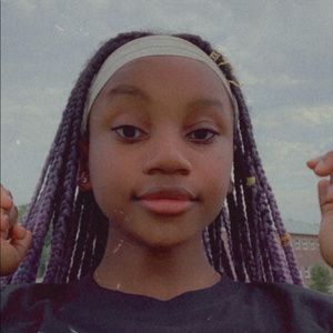 Meet your Posher, Feliya